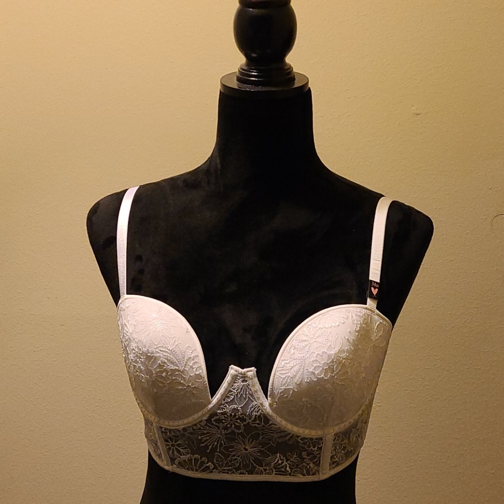 Victoria's Secret Bra - This 1 if you want price dropped for Closet Clear Out!
